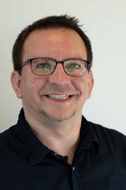 Herr Oliver Hoffmann